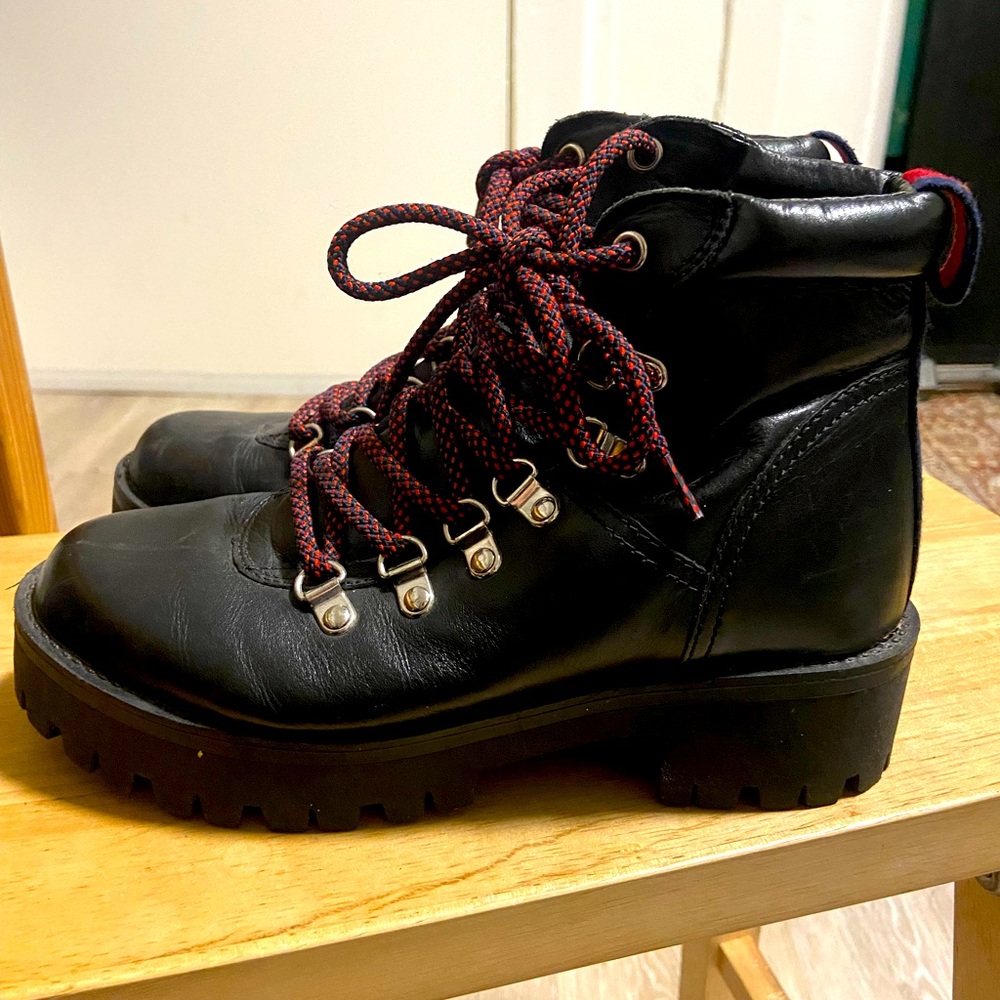 Steve Madden Hiking / Combat boot